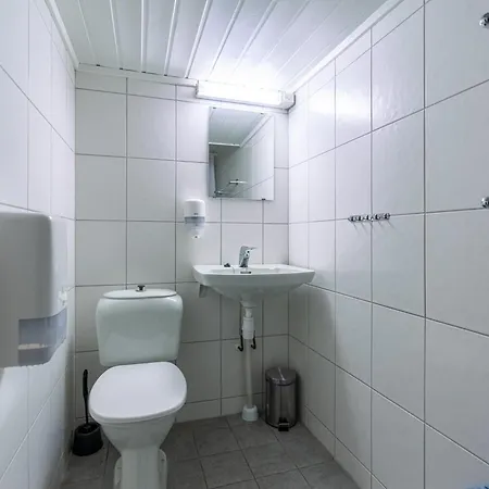 哼宁斯维罗布尔酒店