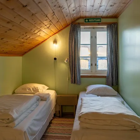 Rorbuer Henningsvær