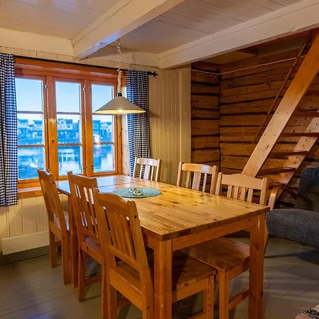 假日公园 哼宁斯维罗布尔酒店