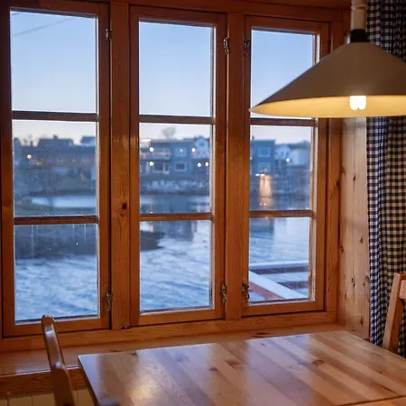 Rorbuer Üdülőpark *