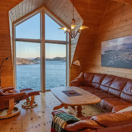 Rorbuer Henningsvær