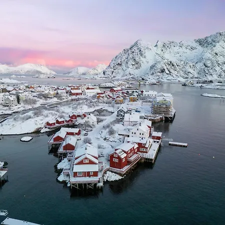 Rorbuer Henningsvaer