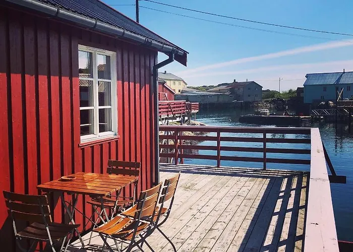 Rorbuer * Henningsvær