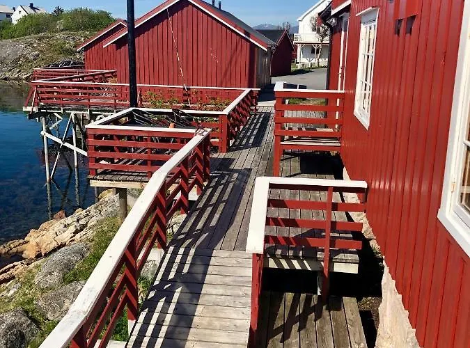 Holiday park Rorbuer Henningsvaer
