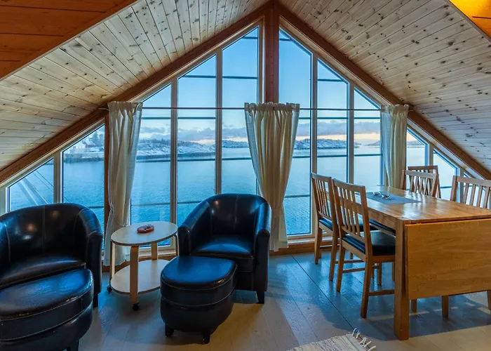 Rorbuer Ferieparker Henningsvær