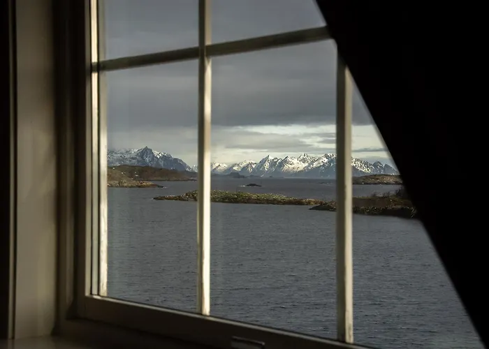 Rorbuer * Henningsvaer
