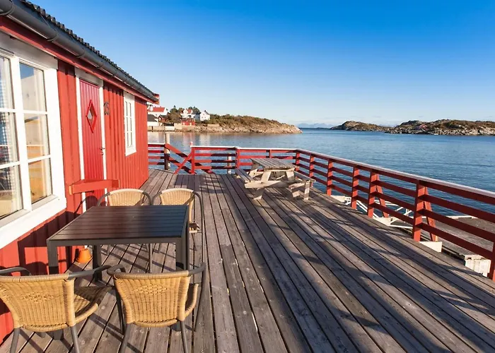 Rorbuer Ferieparker Henningsvær