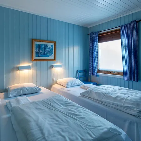 Rorbuer * Henningsvaer